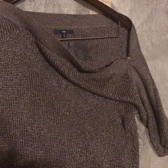 Sweater - Picture 2 of 3